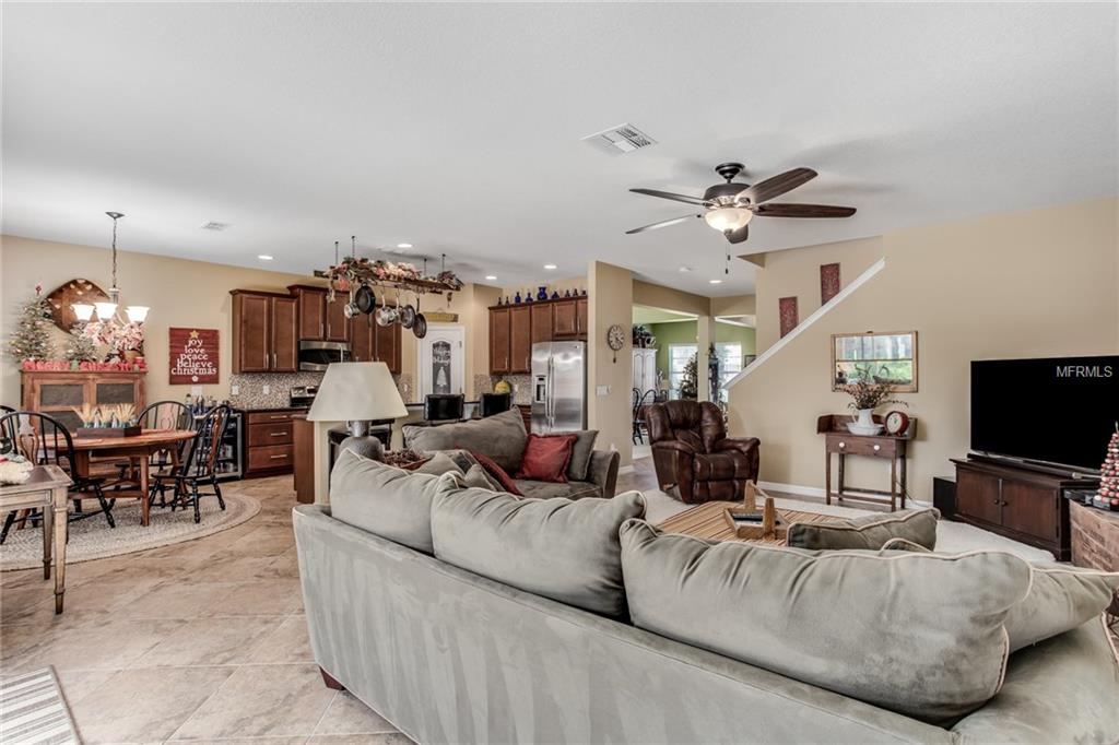 15646 GRANLUND STREET, WINTER GARDEN, Florida 34787, 5 Bedrooms Bedrooms, 13 Rooms Rooms,3 BathroomsBathrooms,Residential,For sale,GRANLUND,O5552951