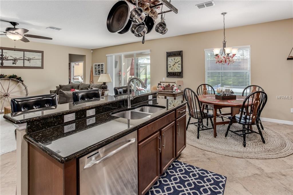 15646 GRANLUND STREET, WINTER GARDEN, Florida 34787, 5 Bedrooms Bedrooms, 13 Rooms Rooms,3 BathroomsBathrooms,Residential,For sale,GRANLUND,O5552951