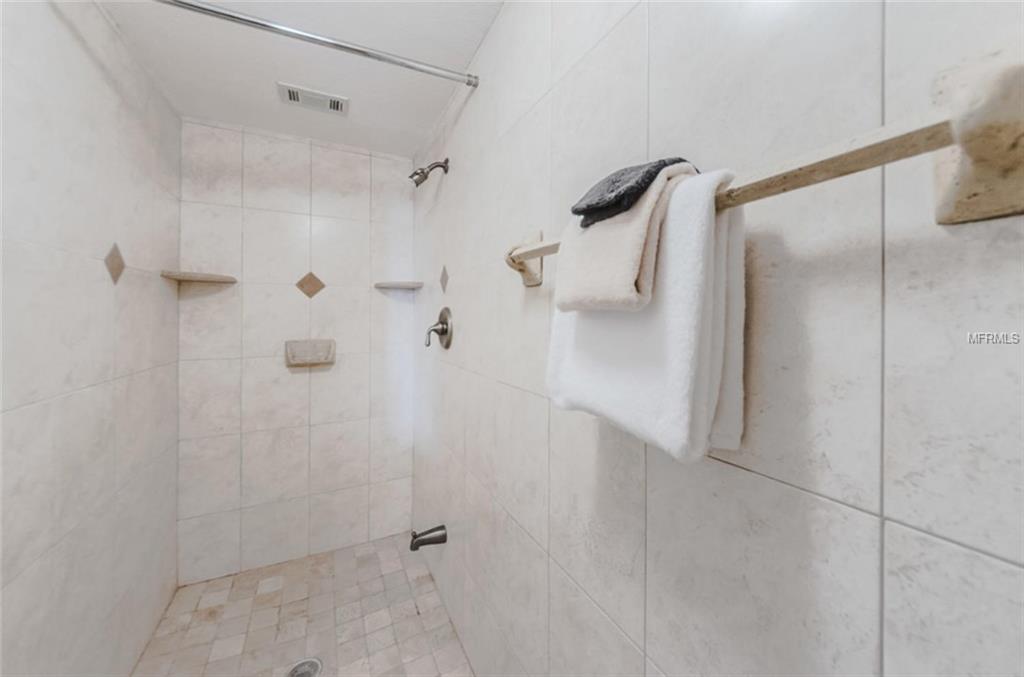 16308 GULF BOULEVARD, REDINGTON BEACH, Florida 33708, 2 Bedrooms Bedrooms, 6 Rooms Rooms,2 BathroomsBathrooms,Residential,For sale,GULF,U7844384