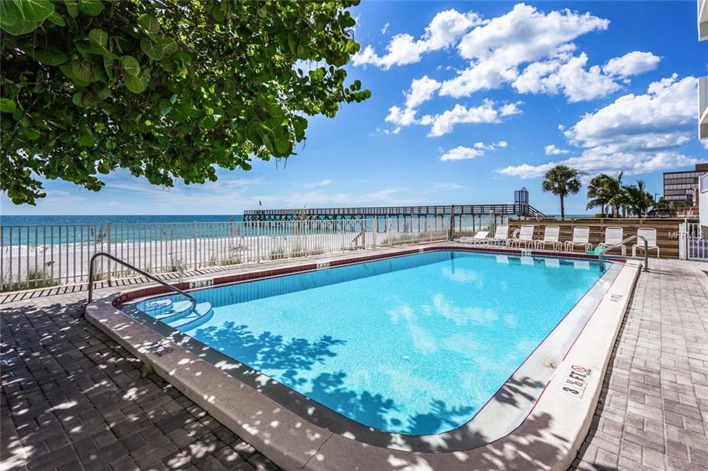 16308 GULF BOULEVARD, REDINGTON BEACH, Florida 33708, 2 Bedrooms Bedrooms, 6 Rooms Rooms,2 BathroomsBathrooms,Residential,For sale,GULF,U7844384