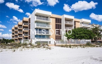 16308 GULF BOULEVARD, REDINGTON BEACH, Florida 33708, 2 Bedrooms Bedrooms, 6 Rooms Rooms,2 BathroomsBathrooms,Residential,For sale,GULF,U7844384