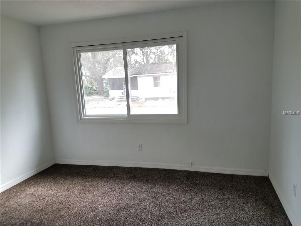 1323 RENEE AVENUE, ORLANDO, Florida 32825, 3 Bedrooms Bedrooms, 5 Rooms Rooms,1 BathroomBathrooms,Residential,For sale,RENEE,O5559277