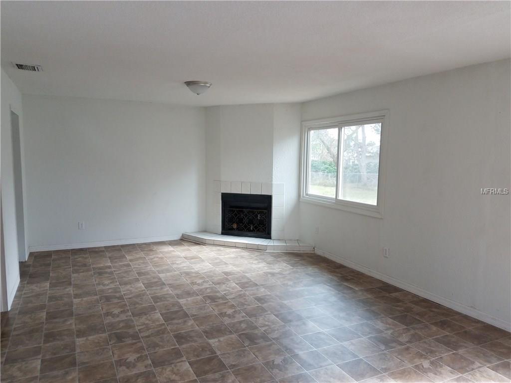 1323 RENEE AVENUE, ORLANDO, Florida 32825, 3 Bedrooms Bedrooms, 5 Rooms Rooms,1 BathroomBathrooms,Residential,For sale,RENEE,O5559277