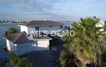 5950 BAHIA HONDA WAY N, ST PETE BEACH, Florida 33706, 5 Bedrooms Bedrooms, 3 Rooms Rooms,4 BathroomsBathrooms,Residential,For sale,BAHIA HONDA,U7846300