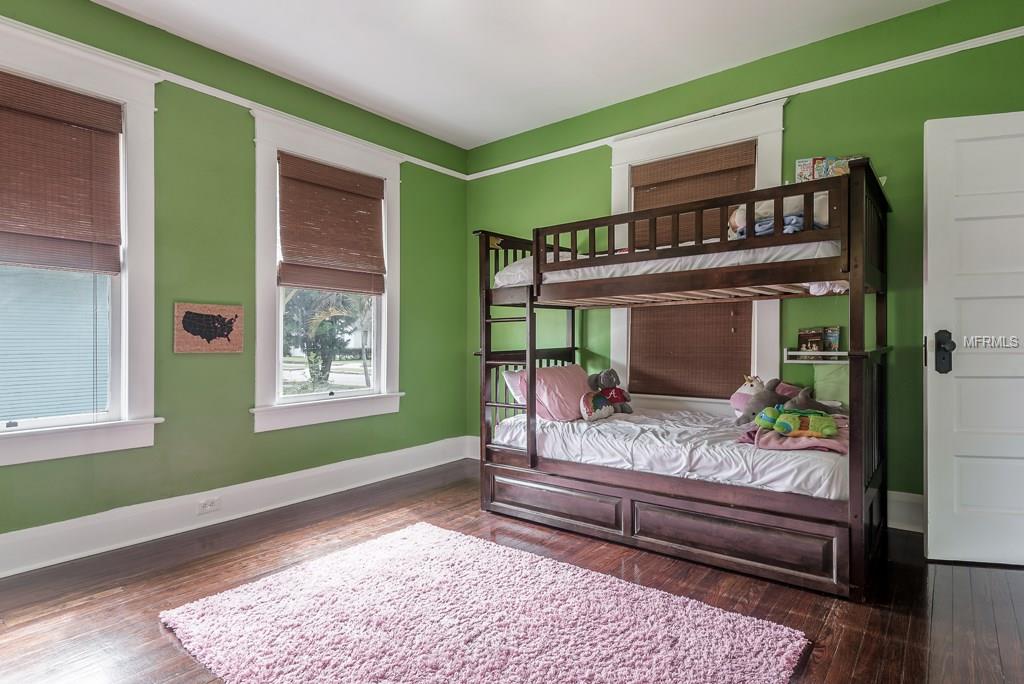 5707 N MIAMI AVENUE, TAMPA, Florida 33604, 2 Bedrooms Bedrooms, 8 Rooms Rooms,2 BathroomsBathrooms,Residential,For sale,MIAMI,T2927678