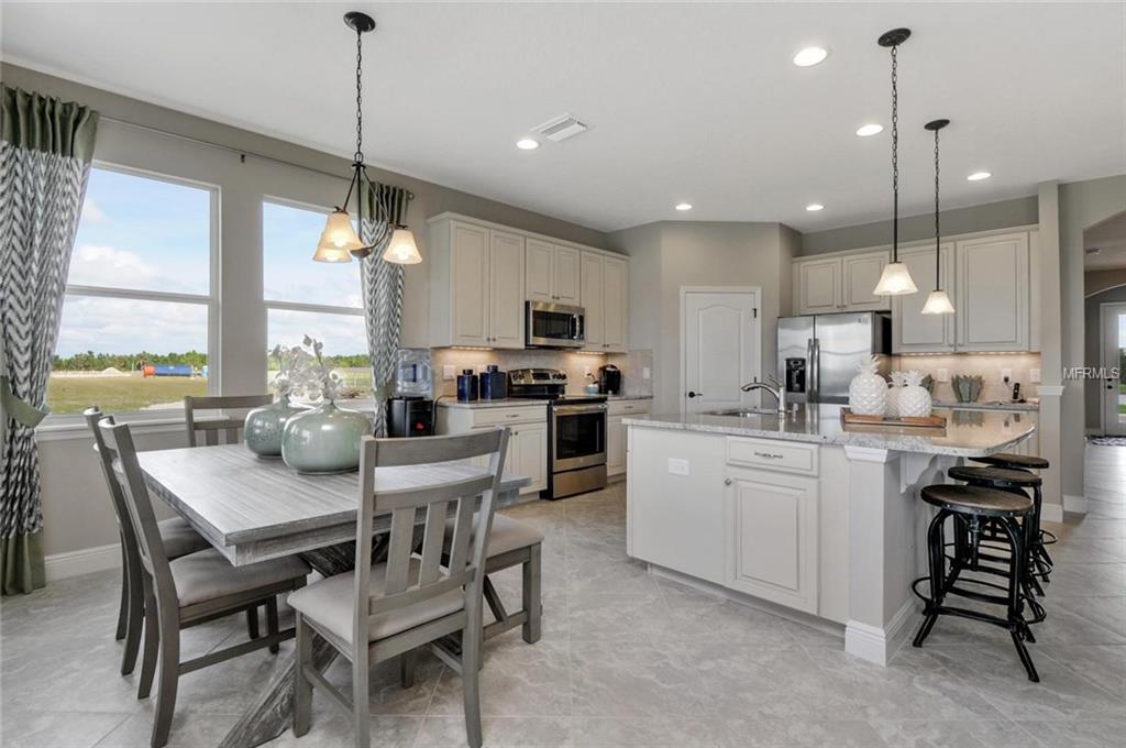 260 WHIRLAWAY DRIVE, DAVENPORT, Florida 33837, 4 Bedrooms Bedrooms, 7 Rooms Rooms,3 BathroomsBathrooms,Residential,For sale,WHIRLAWAY,W7631883