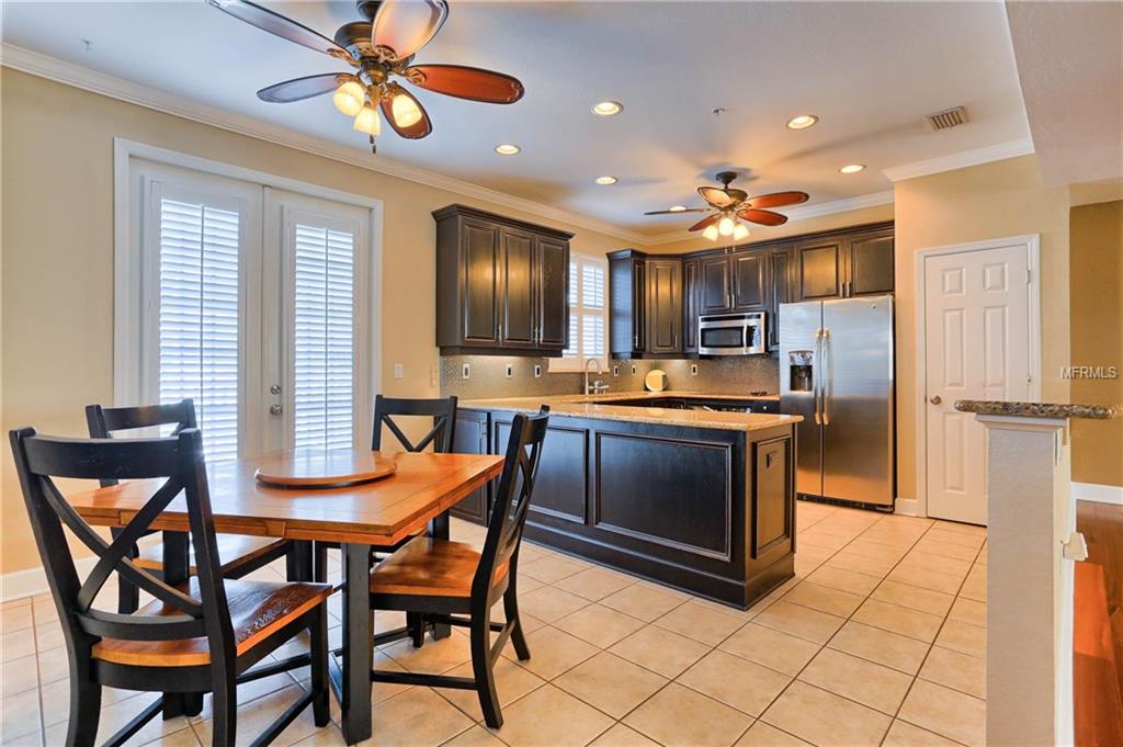 100 YACHT CLUB CIRCLE, NORTH REDINGTON BEACH, Florida 33708, 3 Bedrooms Bedrooms, 6 Rooms Rooms,2 BathroomsBathrooms,Residential,For sale,YACHT CLUB,U7831502