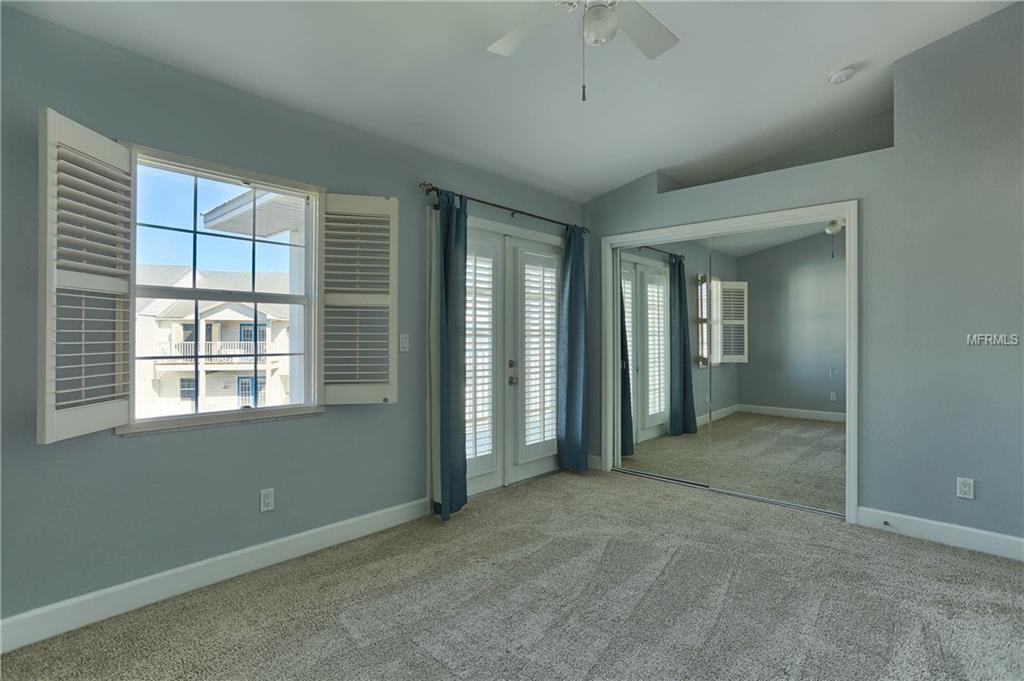 100 YACHT CLUB CIRCLE, NORTH REDINGTON BEACH, Florida 33708, 3 Bedrooms Bedrooms, 6 Rooms Rooms,2 BathroomsBathrooms,Residential,For sale,YACHT CLUB,U7831502