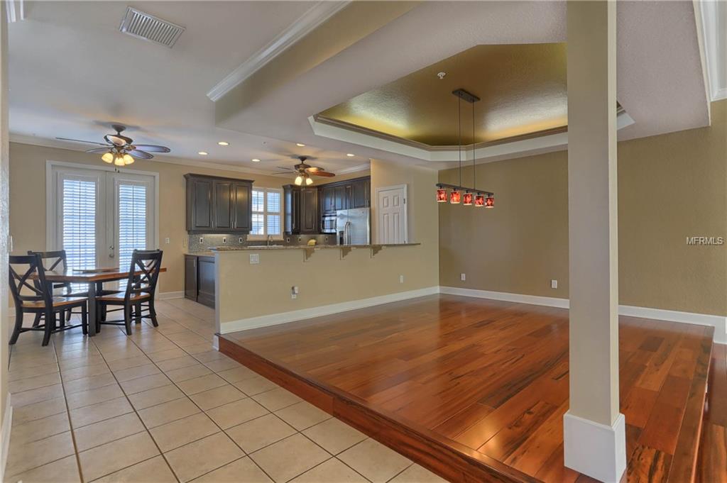 100 YACHT CLUB CIRCLE, NORTH REDINGTON BEACH, Florida 33708, 3 Bedrooms Bedrooms, 6 Rooms Rooms,2 BathroomsBathrooms,Residential,For sale,YACHT CLUB,U7831502