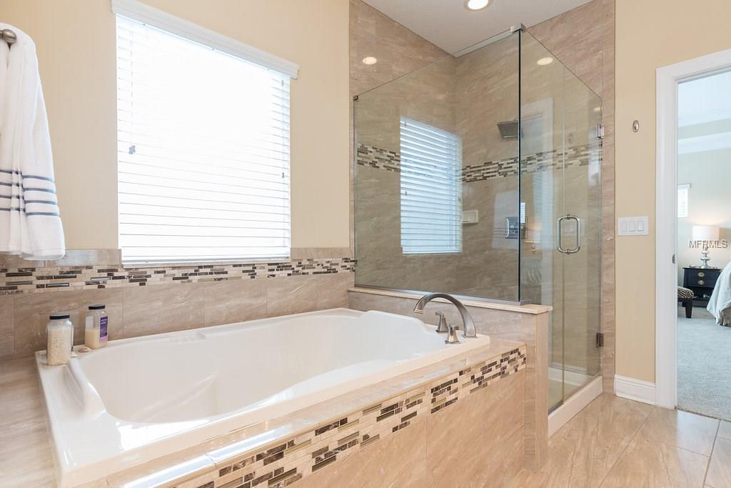 5217 W CLEVELAND STREET, TAMPA, Florida 33609, 4 Bedrooms Bedrooms, 8 Rooms Rooms,3 BathroomsBathrooms,Residential,For sale,CLEVELAND,U7834391