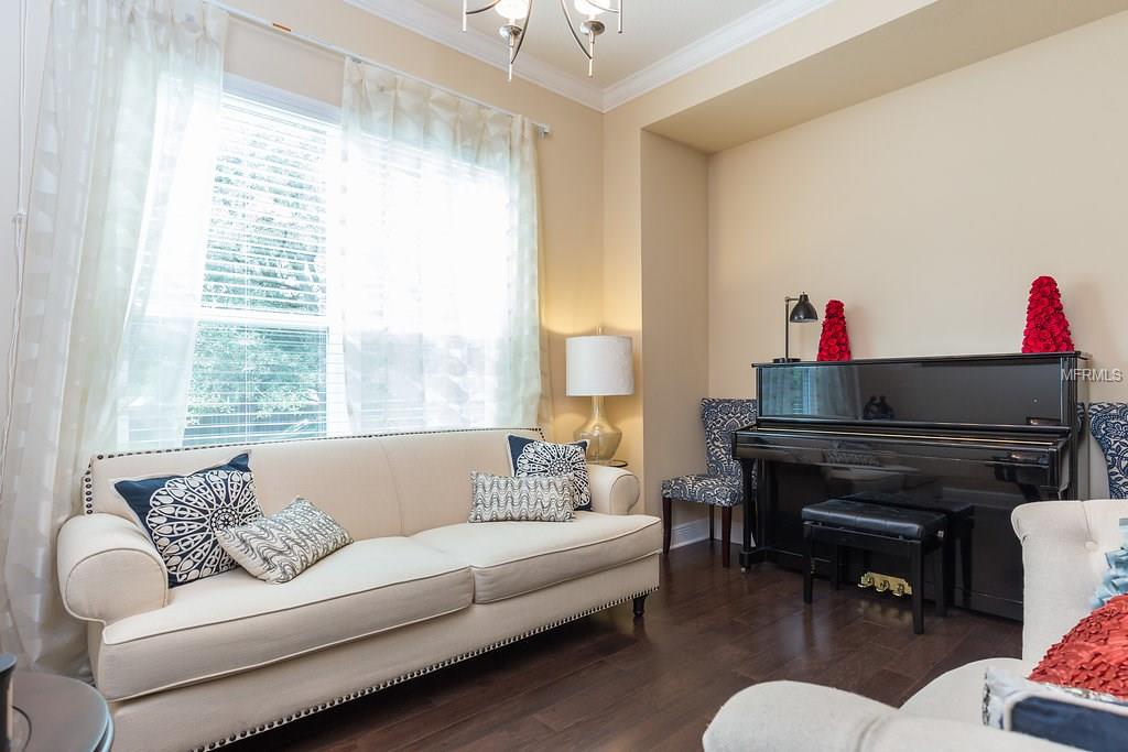 5217 W CLEVELAND STREET, TAMPA, Florida 33609, 4 Bedrooms Bedrooms, 8 Rooms Rooms,3 BathroomsBathrooms,Residential,For sale,CLEVELAND,U7834391