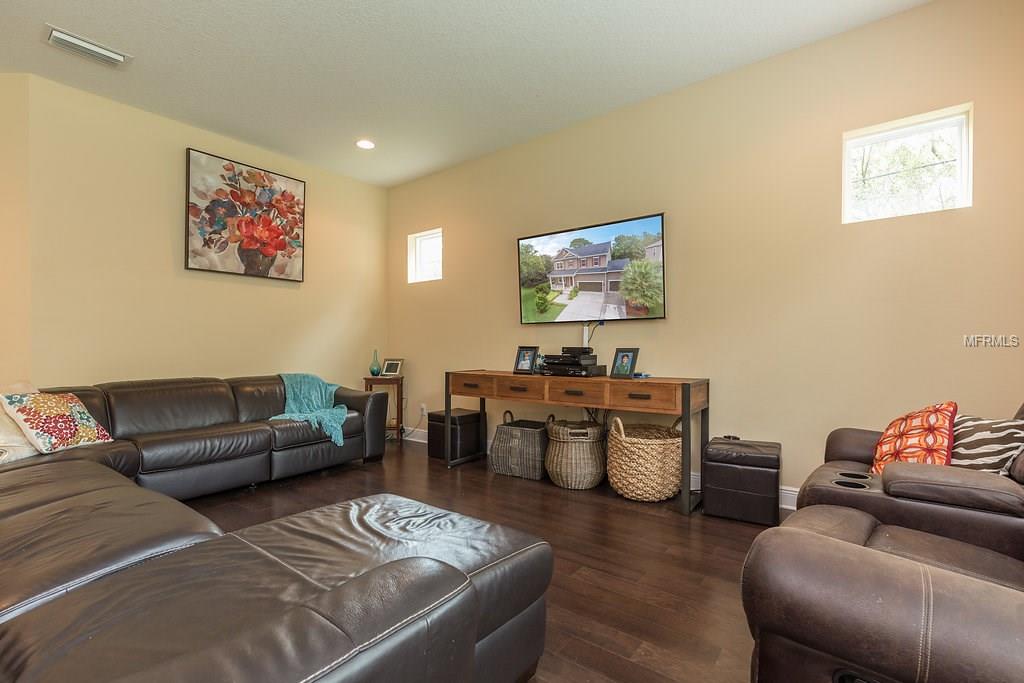 5217 W CLEVELAND STREET, TAMPA, Florida 33609, 4 Bedrooms Bedrooms, 8 Rooms Rooms,3 BathroomsBathrooms,Residential,For sale,CLEVELAND,U7834391