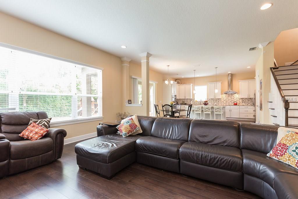 5217 W CLEVELAND STREET, TAMPA, Florida 33609, 4 Bedrooms Bedrooms, 8 Rooms Rooms,3 BathroomsBathrooms,Residential,For sale,CLEVELAND,U7834391