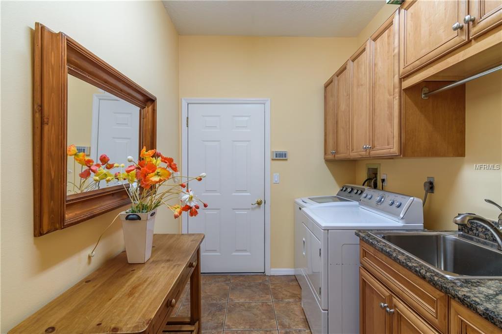 6629 SAINT JAMES CROSSING, UNIVERSITY PARK, Florida 34201, 3 Bedrooms Bedrooms, 8 Rooms Rooms,3 BathroomsBathrooms,Residential,For sale,SAINT JAMES,A4206993