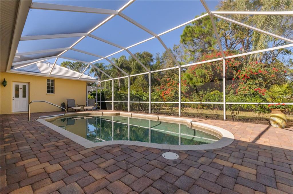 6629 SAINT JAMES CROSSING, UNIVERSITY PARK, Florida 34201, 3 Bedrooms Bedrooms, 8 Rooms Rooms,3 BathroomsBathrooms,Residential,For sale,SAINT JAMES,A4206993