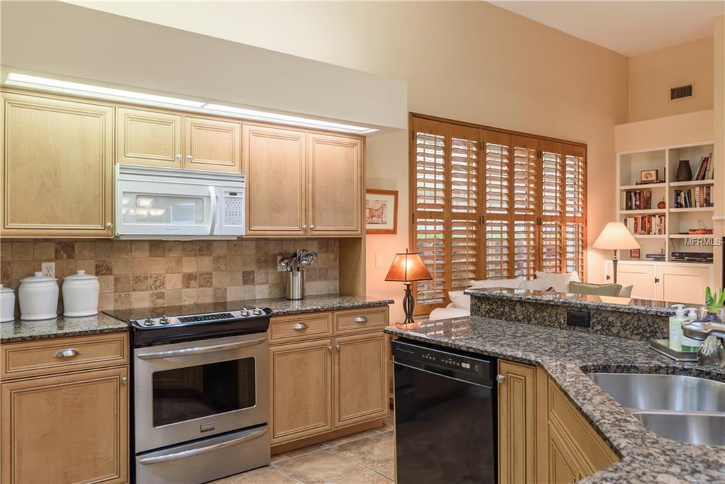 6629 SAINT JAMES CROSSING, UNIVERSITY PARK, Florida 34201, 3 Bedrooms Bedrooms, 8 Rooms Rooms,3 BathroomsBathrooms,Residential,For sale,SAINT JAMES,A4206993