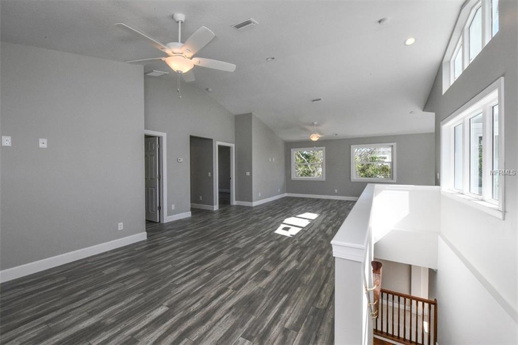 412 BAYVIEW PARKWAY, NOKOMIS, Florida 34275, 3 Bedrooms Bedrooms, 11 Rooms Rooms,2 BathroomsBathrooms,Residential,For sale,BAYVIEW,A4208431