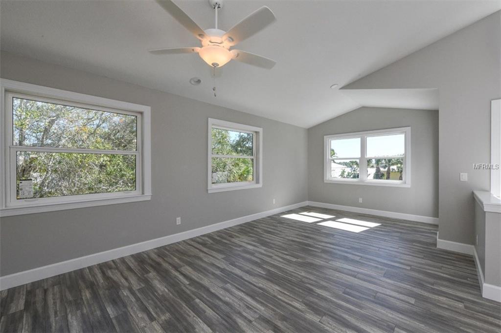 412 BAYVIEW PARKWAY, NOKOMIS, Florida 34275, 3 Bedrooms Bedrooms, 11 Rooms Rooms,2 BathroomsBathrooms,Residential,For sale,BAYVIEW,A4208431