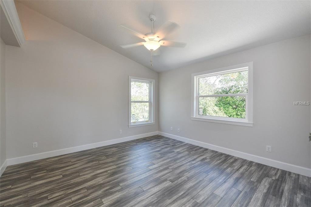 412 BAYVIEW PARKWAY, NOKOMIS, Florida 34275, 3 Bedrooms Bedrooms, 11 Rooms Rooms,2 BathroomsBathrooms,Residential,For sale,BAYVIEW,A4208431