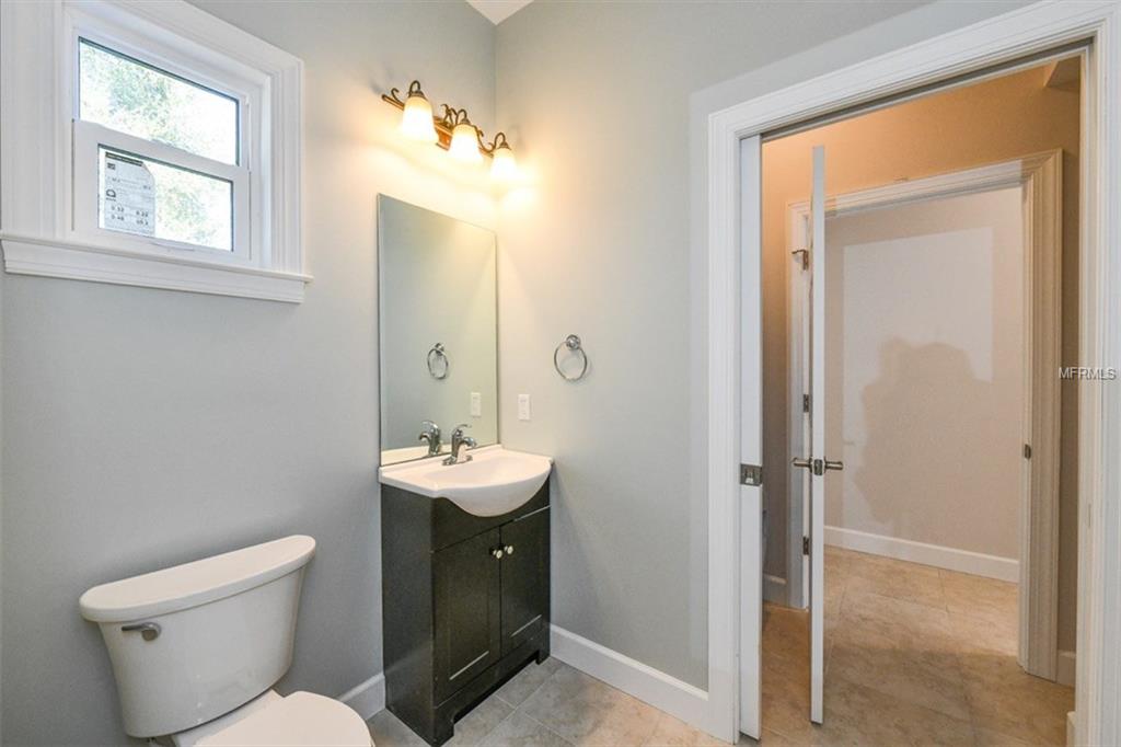 412 BAYVIEW PARKWAY, NOKOMIS, Florida 34275, 3 Bedrooms Bedrooms, 11 Rooms Rooms,2 BathroomsBathrooms,Residential,For sale,BAYVIEW,A4208431