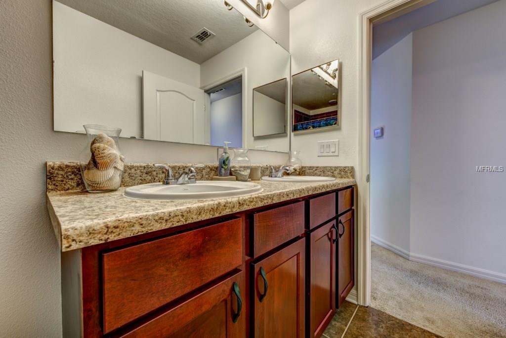 4037 LINDEVER LANE, PALMETTO, Florida 34221, 4 Bedrooms Bedrooms, 8 Rooms Rooms,2 BathroomsBathrooms,Residential,For sale,LINDEVER,A4209545