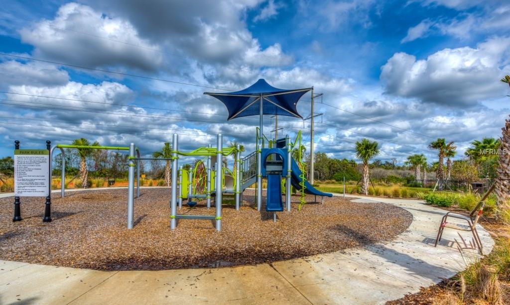 4037 LINDEVER LANE, PALMETTO, Florida 34221, 4 Bedrooms Bedrooms, 8 Rooms Rooms,2 BathroomsBathrooms,Residential,For sale,LINDEVER,A4209545