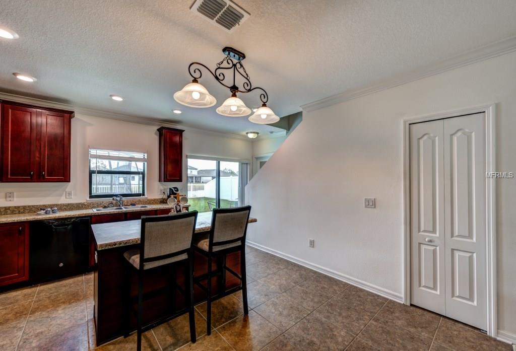 4037 LINDEVER LANE, PALMETTO, Florida 34221, 4 Bedrooms Bedrooms, 8 Rooms Rooms,2 BathroomsBathrooms,Residential,For sale,LINDEVER,A4209545