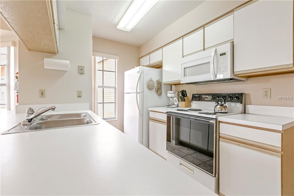 2440 SWEETWATER CLUB CIRCLE, KISSIMMEE, Florida 34746, 3 Bedrooms Bedrooms, 6 Rooms Rooms,2 BathroomsBathrooms,Residential,For sale,SWEETWATER CLUB,O5561316