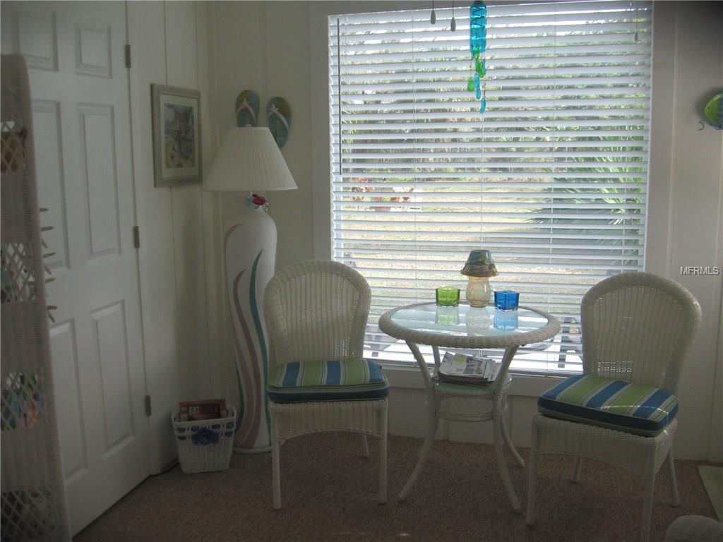 4584 MOHICAN TRAIL, SARASOTA, Florida 34233, 2 Bedrooms Bedrooms, 8 Rooms Rooms,2 BathroomsBathrooms,Residential,For sale,MOHICAN,A4209816