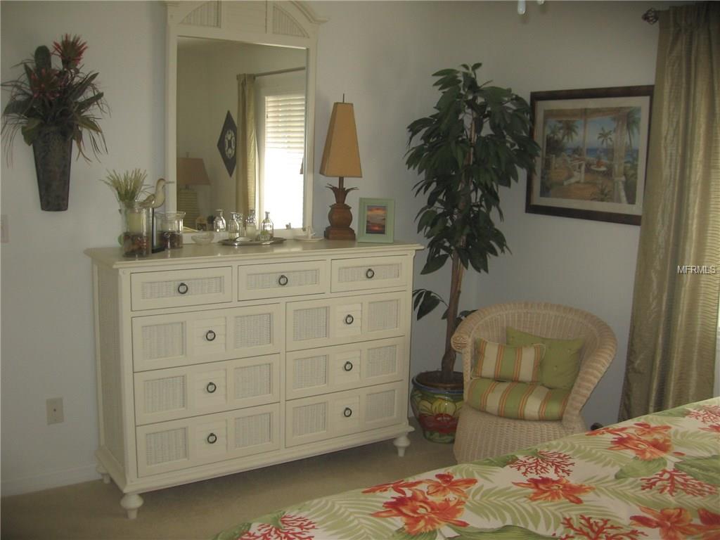 4584 MOHICAN TRAIL, SARASOTA, Florida 34233, 2 Bedrooms Bedrooms, 8 Rooms Rooms,2 BathroomsBathrooms,Residential,For sale,MOHICAN,A4209816