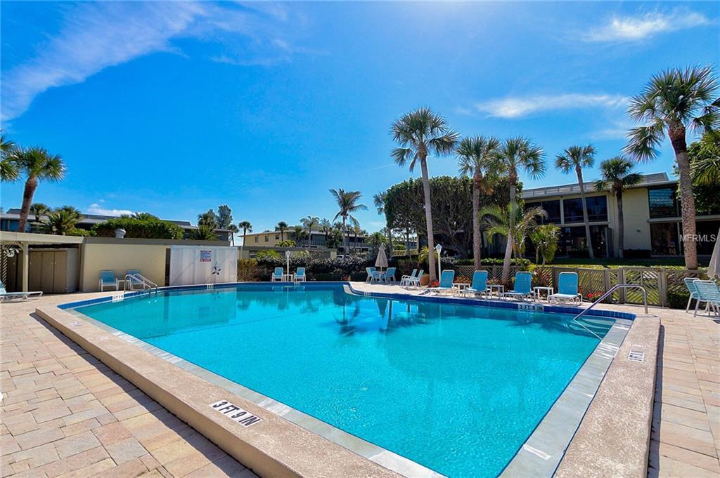 6400 FLOTILLA DR, HOLMES BEACH, Florida 34217, 2 Bedrooms Bedrooms, 8 Rooms Rooms,2 BathroomsBathrooms,Residential,For sale,FLOTILLA DR,A4209922