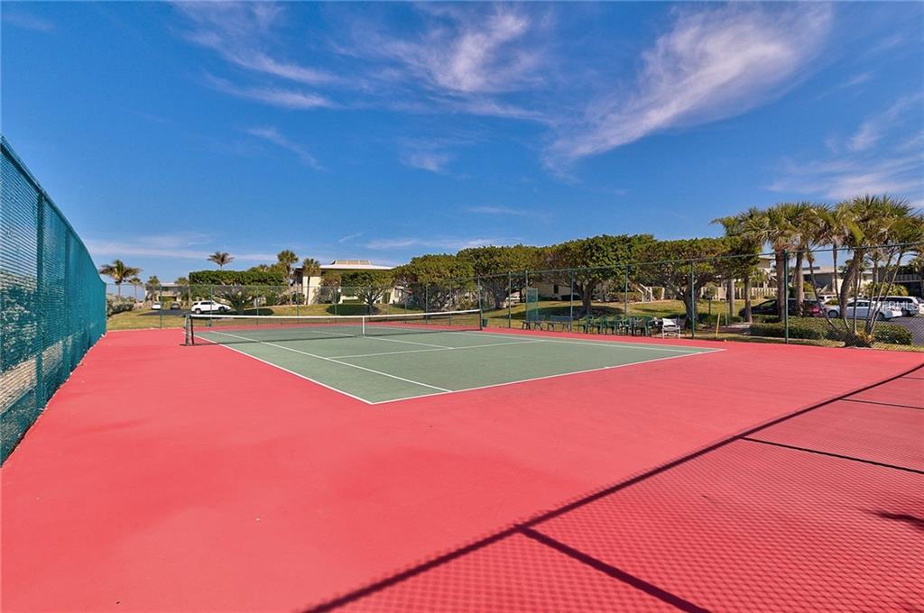 6400 FLOTILLA DR, HOLMES BEACH, Florida 34217, 2 Bedrooms Bedrooms, 8 Rooms Rooms,2 BathroomsBathrooms,Residential,For sale,FLOTILLA DR,A4209922