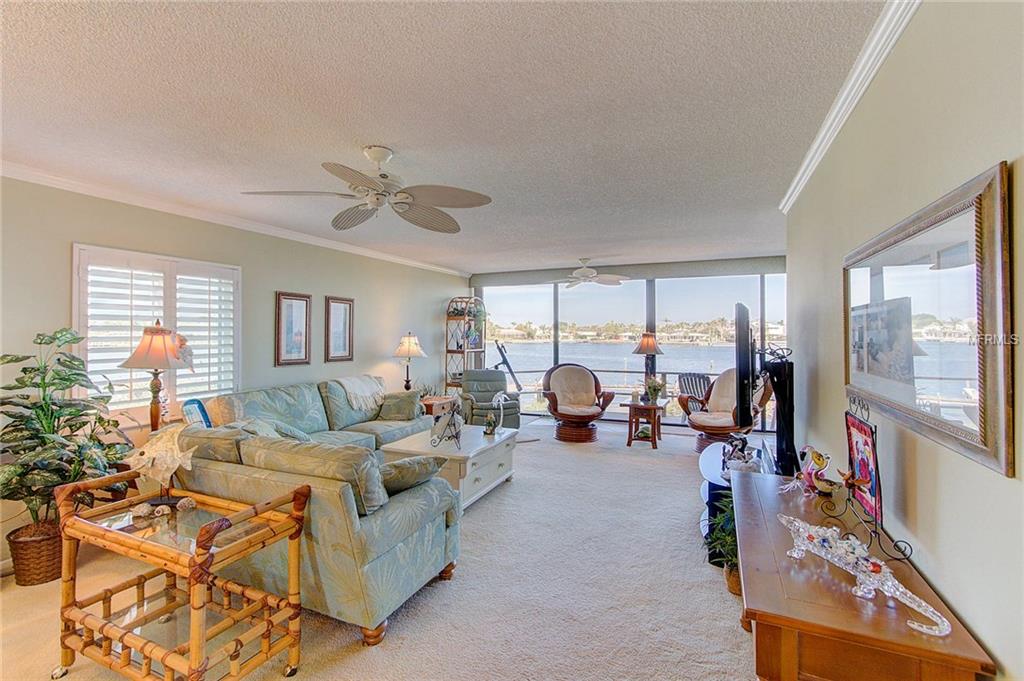 6400 FLOTILLA DR, HOLMES BEACH, Florida 34217, 2 Bedrooms Bedrooms, 8 Rooms Rooms,2 BathroomsBathrooms,Residential,For sale,FLOTILLA DR,A4209922