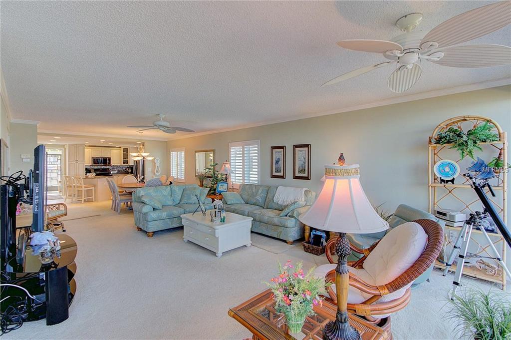 6400 FLOTILLA DR, HOLMES BEACH, Florida 34217, 2 Bedrooms Bedrooms, 8 Rooms Rooms,2 BathroomsBathrooms,Residential,For sale,FLOTILLA DR,A4209922