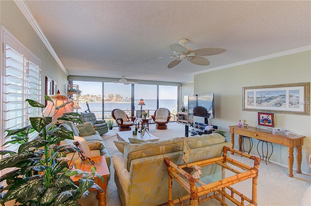 6400 FLOTILLA DR, HOLMES BEACH, Florida 34217, 2 Bedrooms Bedrooms, 8 Rooms Rooms,2 BathroomsBathrooms,Residential,For sale,FLOTILLA DR,A4209922