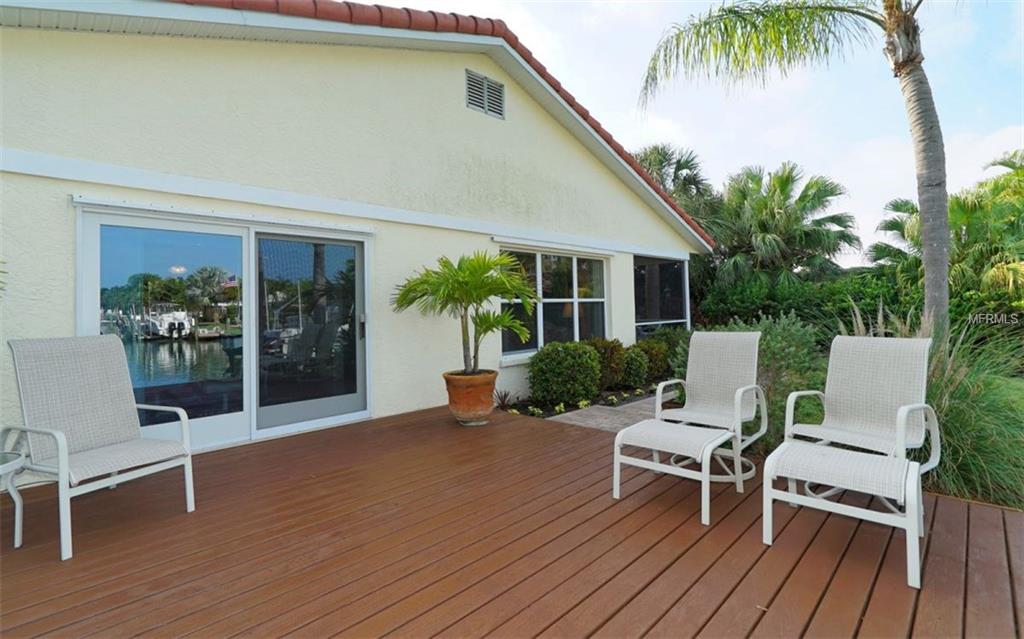 664 KEY ROYALE DRIVE, HOLMES BEACH, Florida 34217, 3 Bedrooms Bedrooms, 7 Rooms Rooms,3 BathroomsBathrooms,Residential,For sale,KEY ROYALE,A4182609