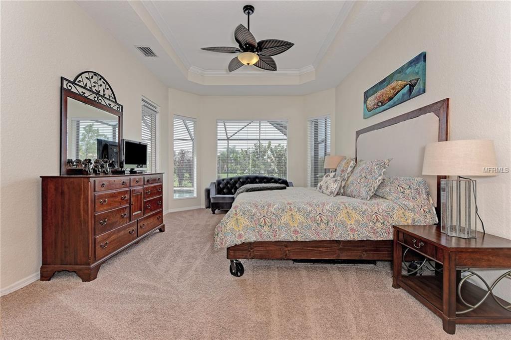 12732 DAISY PLACE, BRADENTON, Florida 34212, 3 Bedrooms Bedrooms, 7 Rooms Rooms,2 BathroomsBathrooms,Residential,For sale,DAISY,A4198101