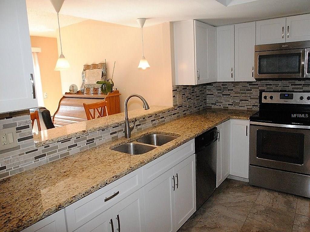 12312 89TH TERRACE, SEMINOLE, Florida 33772, 4 Bedrooms Bedrooms, 8 Rooms Rooms,2 BathroomsBathrooms,Residential,For sale,89TH,W7635644