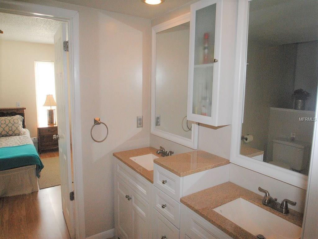 12312 89TH TERRACE, SEMINOLE, Florida 33772, 4 Bedrooms Bedrooms, 8 Rooms Rooms,2 BathroomsBathrooms,Residential,For sale,89TH,W7635644