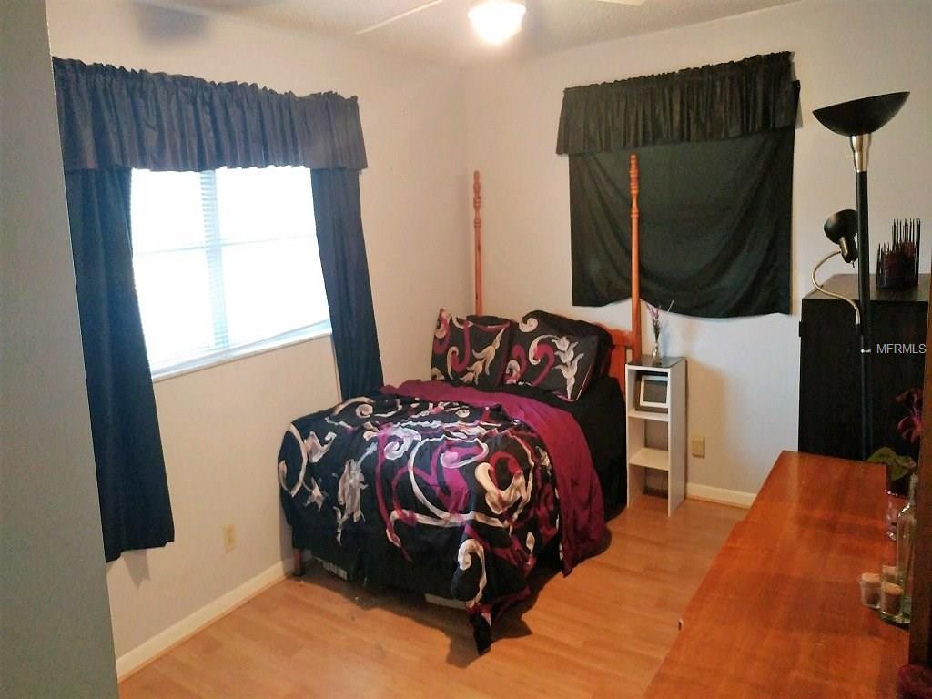 12312 89TH TERRACE, SEMINOLE, Florida 33772, 4 Bedrooms Bedrooms, 8 Rooms Rooms,2 BathroomsBathrooms,Residential,For sale,89TH,W7635644