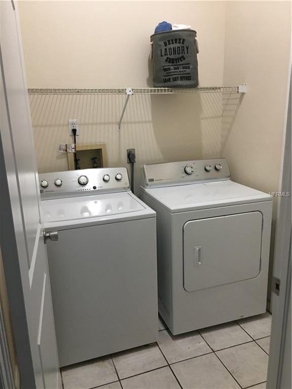 815 52ND AVENUE N, ST PETERSBURG, Florida 33703, 3 Bedrooms Bedrooms, 7 Rooms Rooms,2 BathroomsBathrooms,Residential,For sale,52ND,U7842080