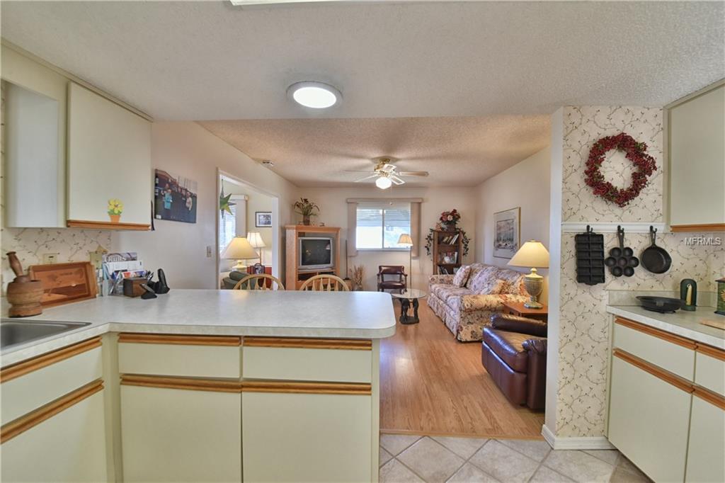 10210 SE 178TH PLACE, SUMMERFIELD, Florida 34491, 3 Bedrooms Bedrooms, 8 Rooms Rooms,2 BathroomsBathrooms,Residential,For sale,178TH,G4851457