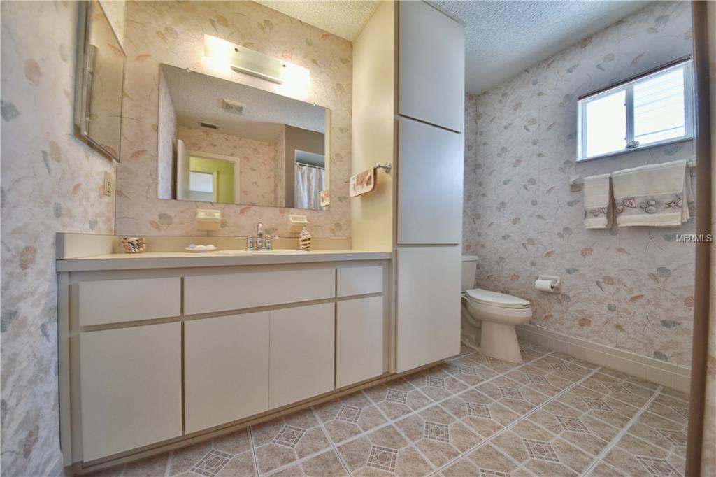 10210 SE 178TH PLACE, SUMMERFIELD, Florida 34491, 3 Bedrooms Bedrooms, 8 Rooms Rooms,2 BathroomsBathrooms,Residential,For sale,178TH,G4851457