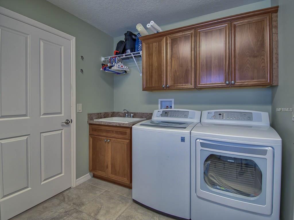 3002 TWISTED OAK WAY, THE VILLAGES, Florida 32163, 3 Bedrooms Bedrooms, 7 Rooms Rooms,2 BathroomsBathrooms,Residential,For sale,TWISTED OAK,G4851683