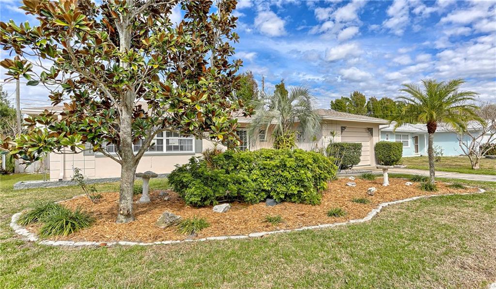 2066 DRUID PARK DRIVE N, CLEARWATER, Florida 33764, 2 Bedrooms Bedrooms, 4 Rooms Rooms,2 BathroomsBathrooms,Residential,For sale,DRUID PARK,U7847340