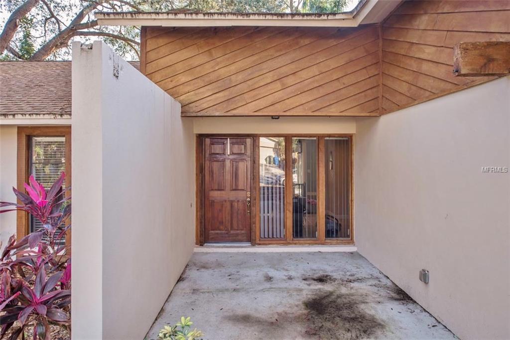 1005 TRANQUIVIEW LANE, VALRICO, Florida 33594, 3 Bedrooms Bedrooms, 6 Rooms Rooms,2 BathroomsBathrooms,Residential,For sale,TRANQUIVIEW,T2928266