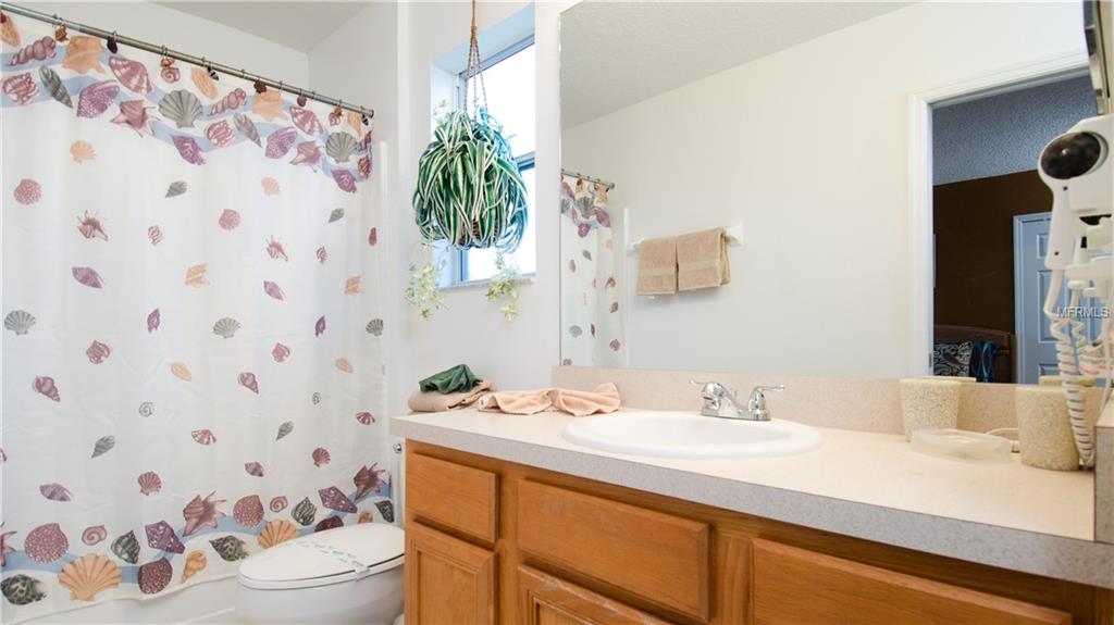 8551 LA ISLA DRIVE, KISSIMMEE, Florida 34747, 7 Bedrooms Bedrooms, 12 Rooms Rooms,5 BathroomsBathrooms,Residential,For sale,LA ISLA,S4844368