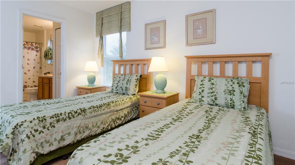 8551 LA ISLA DRIVE, KISSIMMEE, Florida 34747, 7 Bedrooms Bedrooms, 12 Rooms Rooms,5 BathroomsBathrooms,Residential,For sale,LA ISLA,S4844368