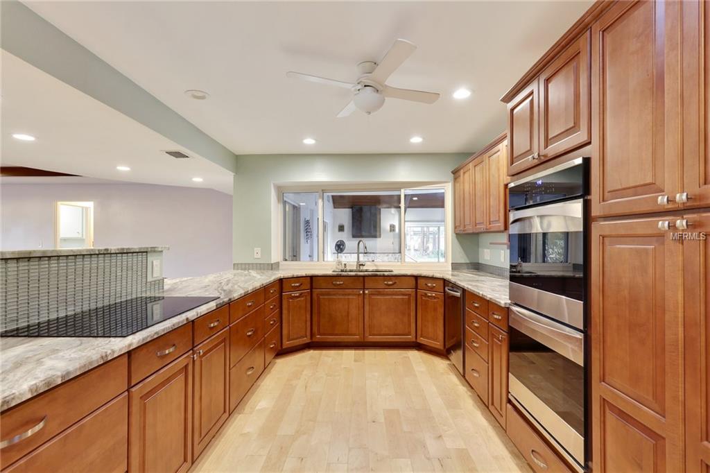 8693 15TH STREET N, ST PETERSBURG, Florida 33702, 4 Bedrooms Bedrooms, 9 Rooms Rooms,4 BathroomsBathrooms,Residential,For sale,15TH,U7836555