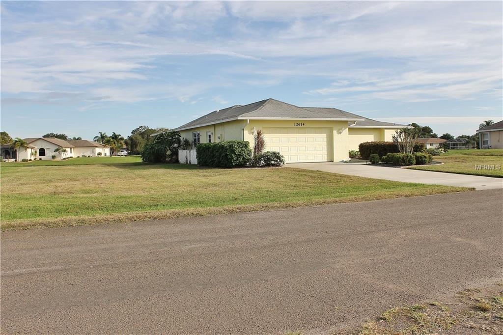 12614 SW SHERI AVENUE, LAKE SUZY, Florida 34269, 3 Bedrooms Bedrooms, 8 Rooms Rooms,2 BathroomsBathrooms,Residential,For sale,SHERI,C7245533